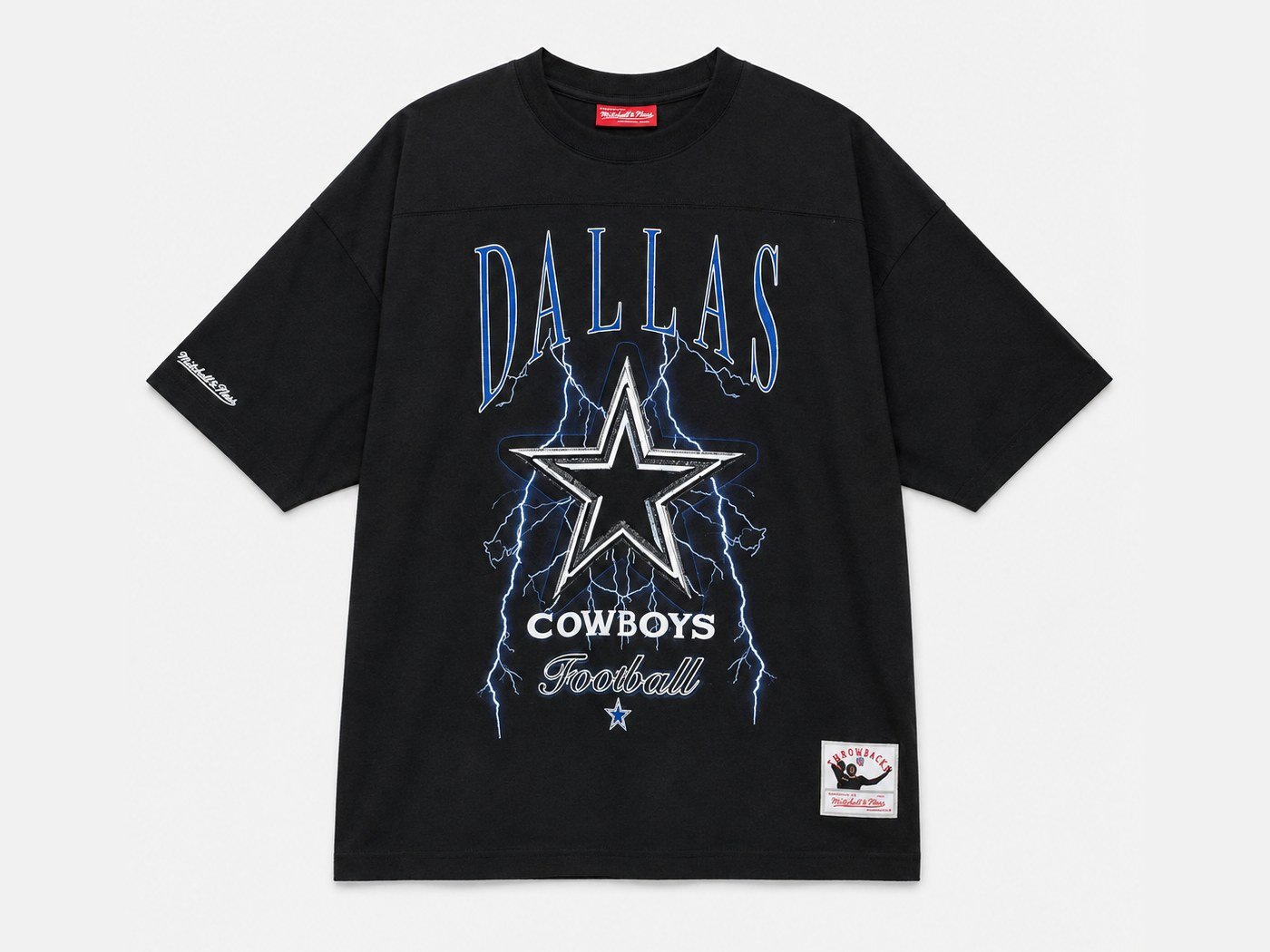 Still de produto isolado: camiseta Dallas Cowboys sobre fundo neutro
